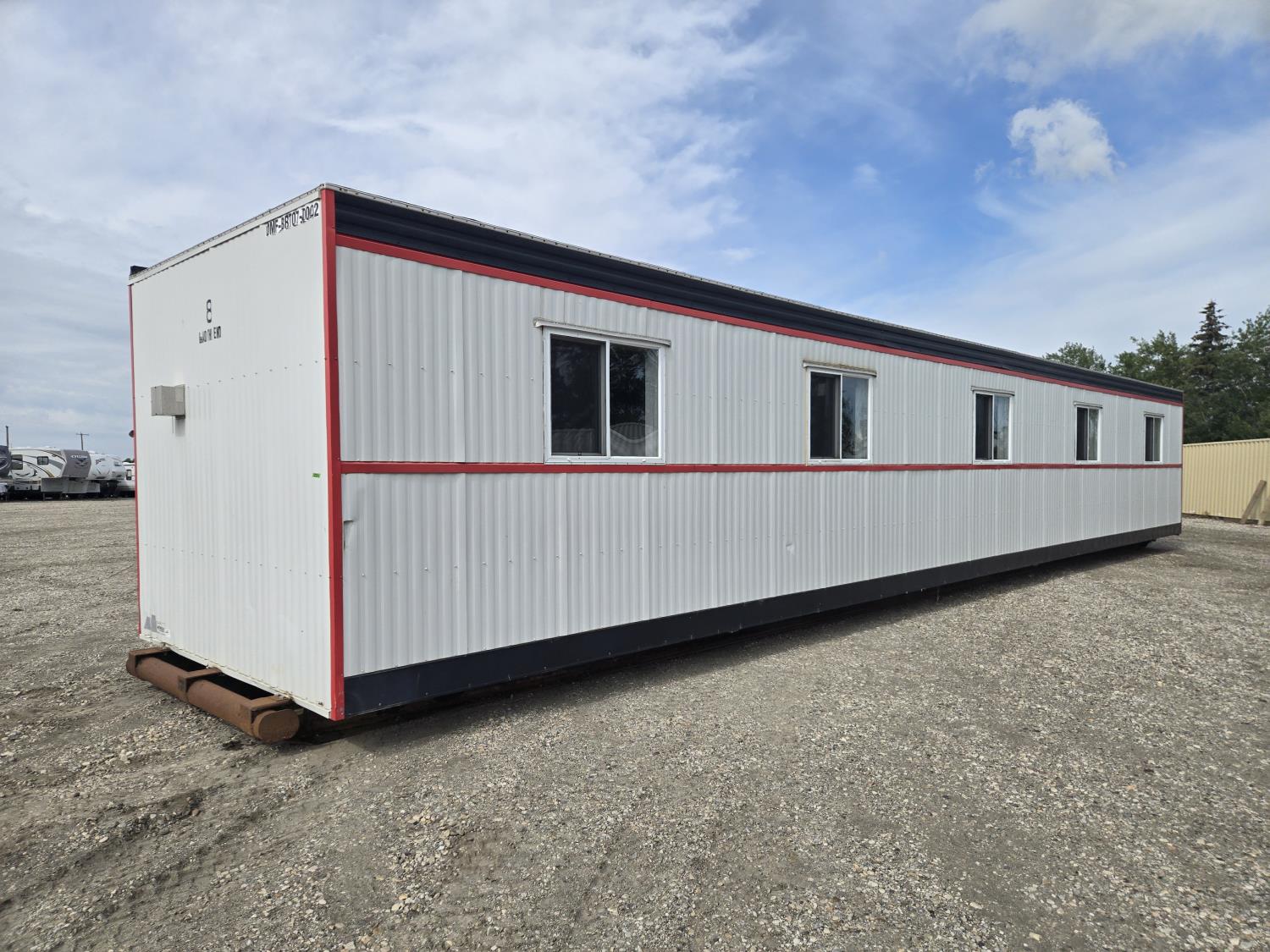 2007 Britco 12 Ft X 60 Ft (5) Dorm Skid Shack [25HH05001-032] | Team ...