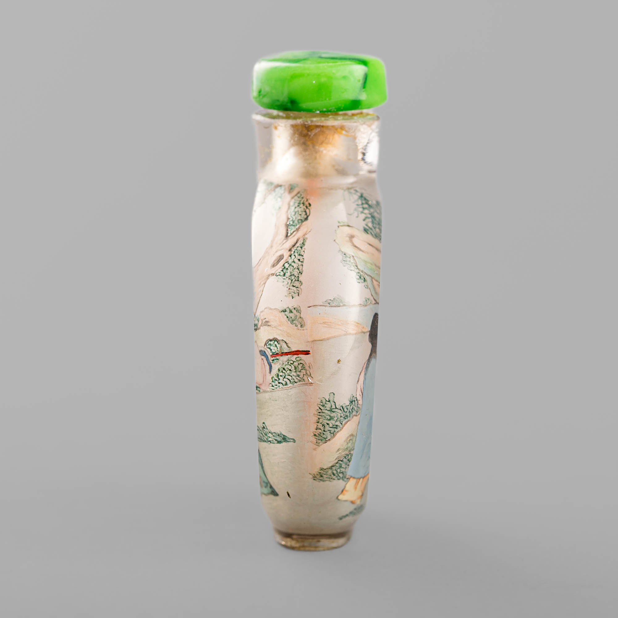 葉仲三水晶內畫人物鼻煙壺A Chinese inside-painted crystal snuff