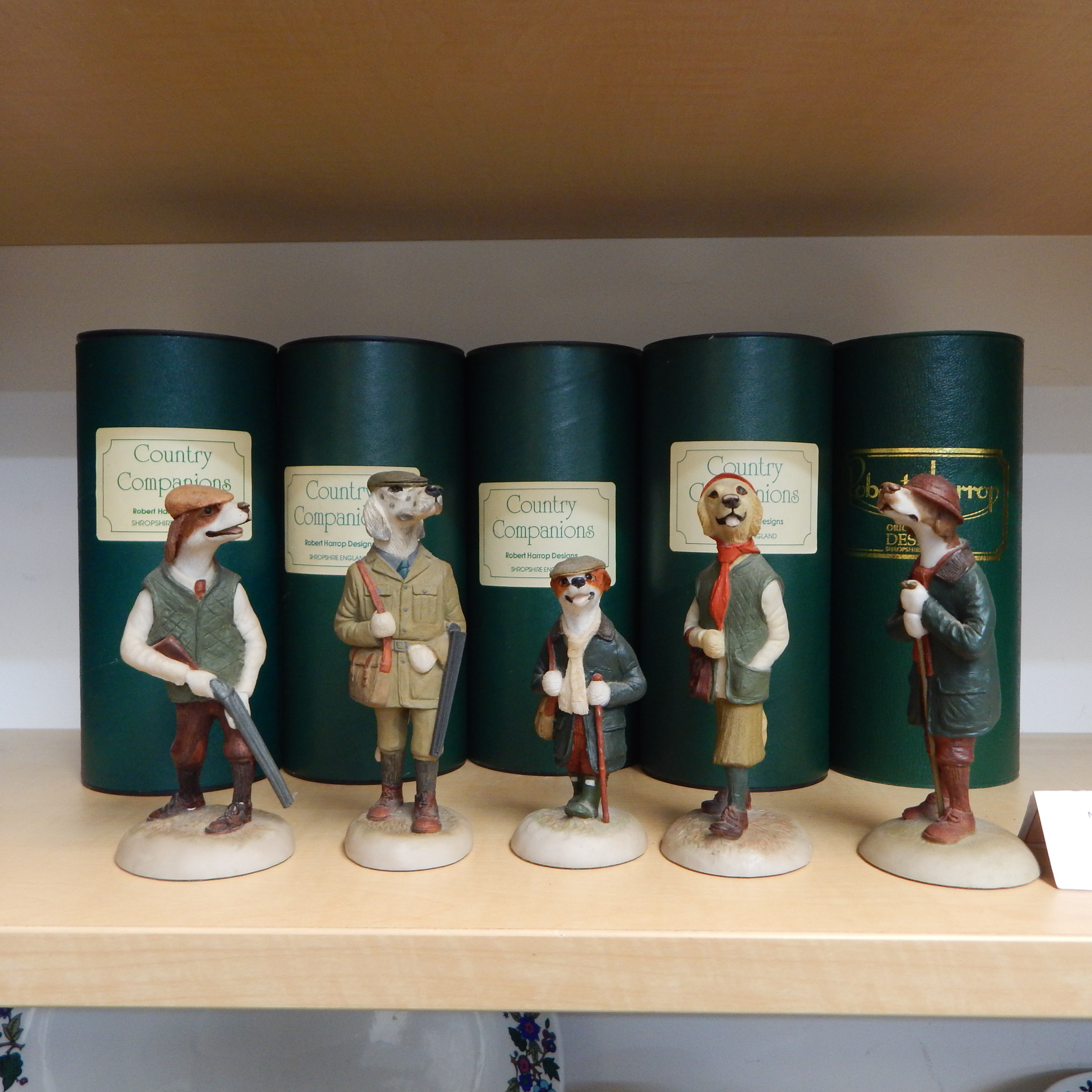5 Hunting Dogs - 1991 Country Companions - — sold at auction in New Zealand for $30