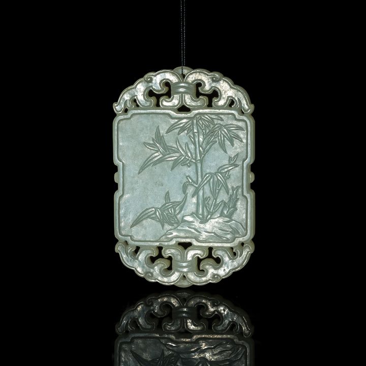 十八世紀 白玉竹節詩文牌 A Chinese carved white jade plaque, 18th century