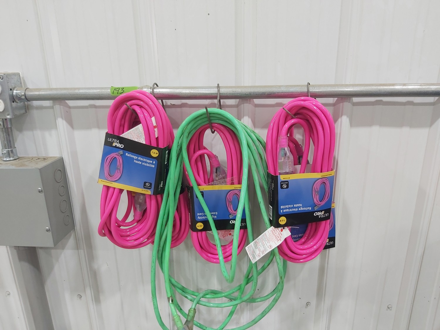 (6) Extension Cords [26JL05001-193] | Team Auctions