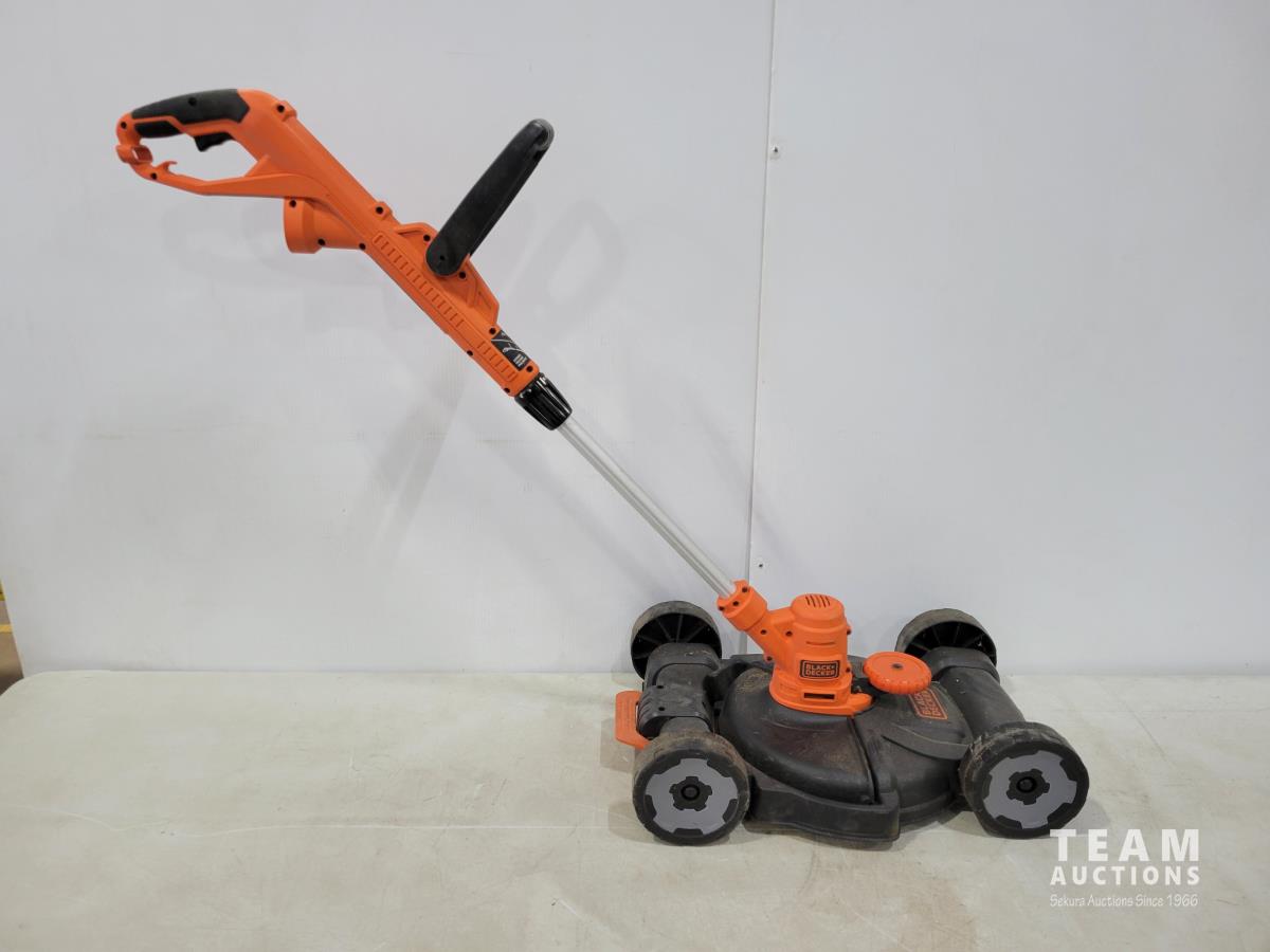 Sold at Auction: BLACK & DECKER ELECTRIC WEED EATER