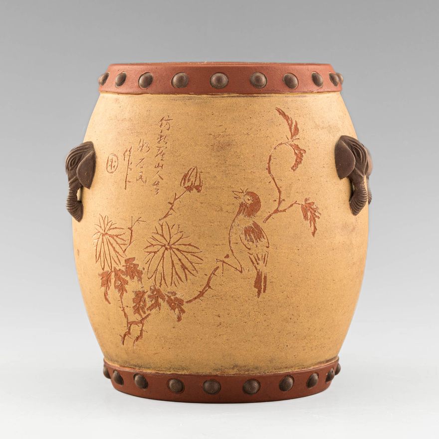 民國 段泥象耳鼓釘罐 A Chinese Yixing elephant-handled jar, Republic period
