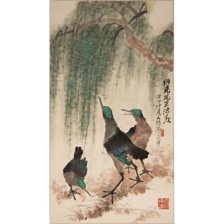 姚大統 炳堯上款柳蔭小鳥圖鏡片 A Chinese painting of birds below a willow, signed Datong Yao (Chinese), given to Bingyao