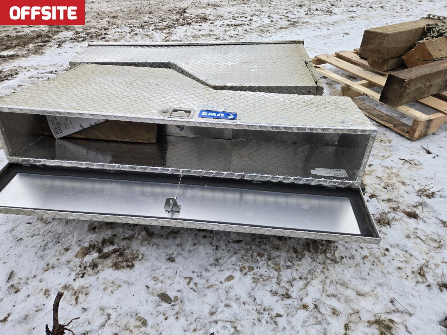 (2) Aluminum Pickup Side Boxes [25LC05010-055] | Team Auctions