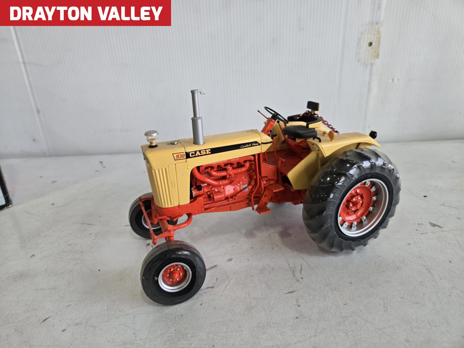 Case 930 2WD Tractor [25IS05001-094] | Team Auctions