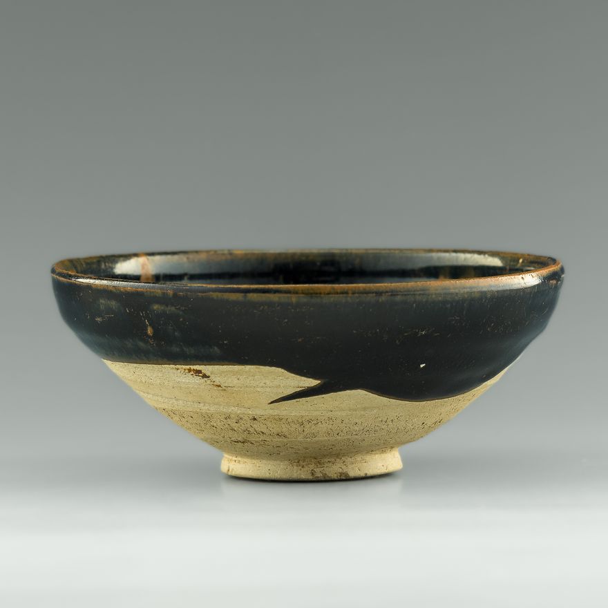 宋代/元代   建窯黑釉碗 A Chinese Jian-kiln black-ground tea bowl, Song or Yuan dynasty