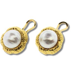 Mabe Pearl Clip-on Earrings in 18ct Gold (Pair)