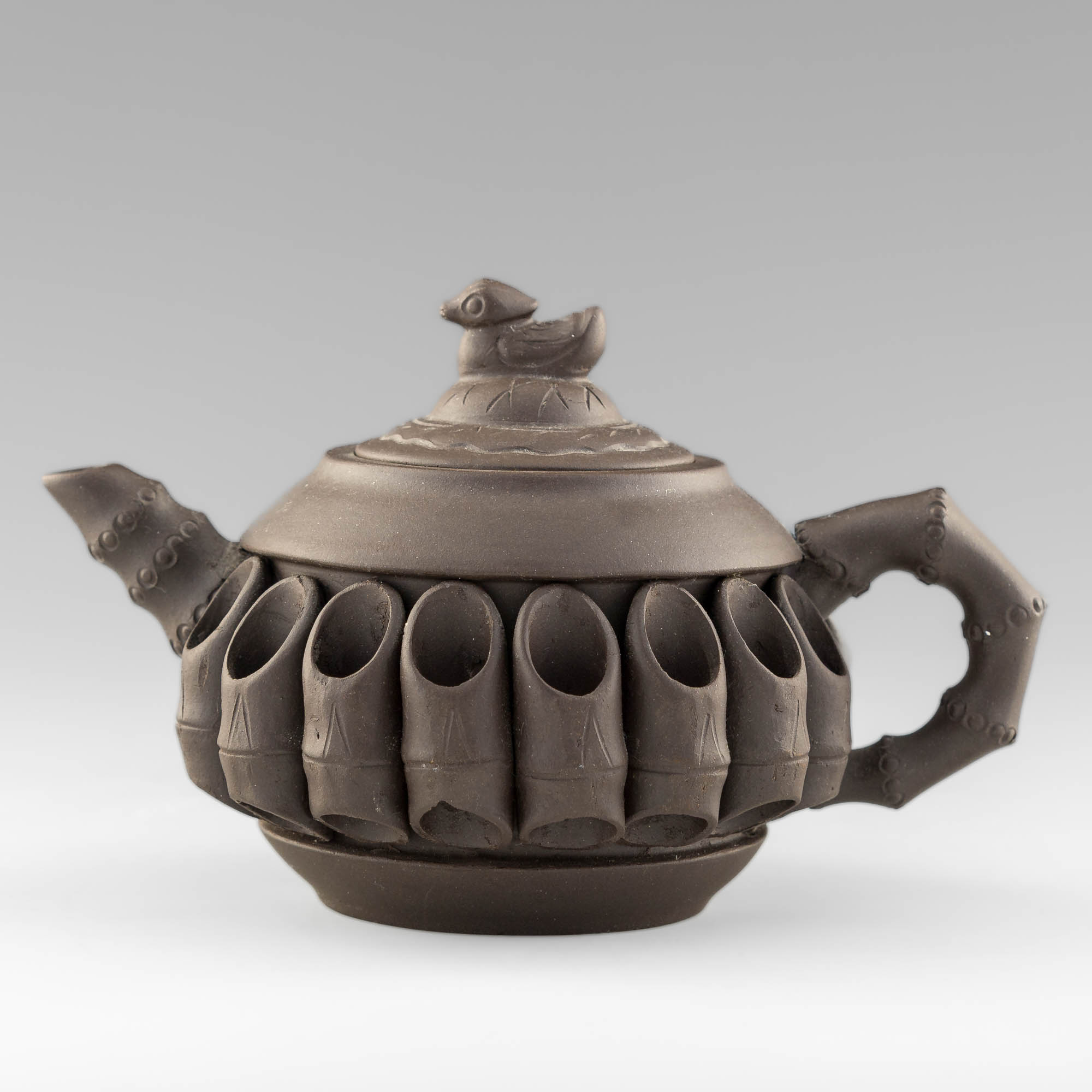 蔣淑希款紫砂竹節壺A Chinese zisha bamboo-form teapot, by Jiang