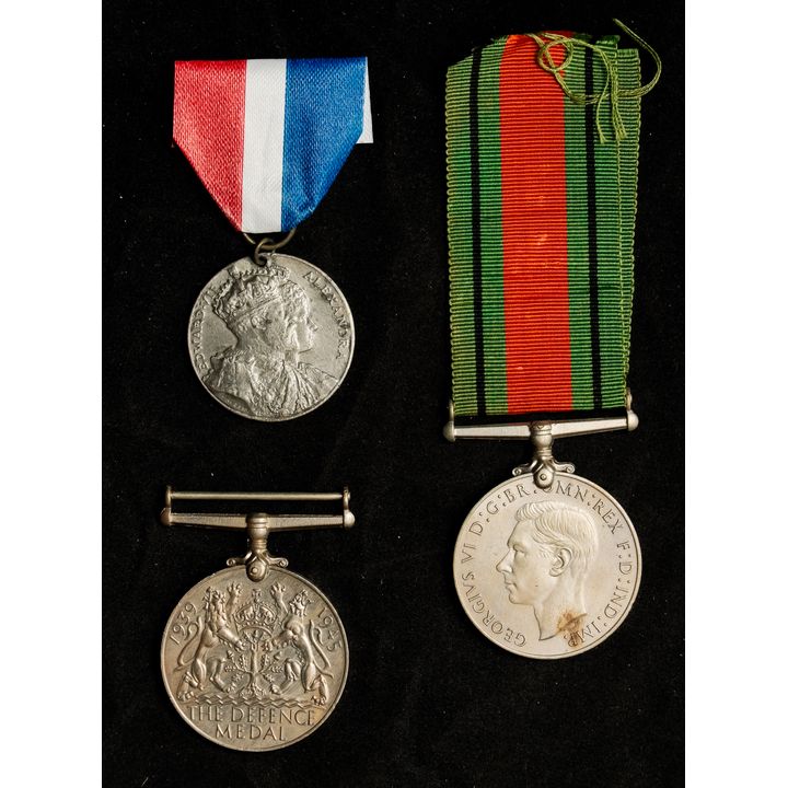 Medal KE VII 1902,The Defence Medal 2pcs Total 3pcs No Reserved Price!