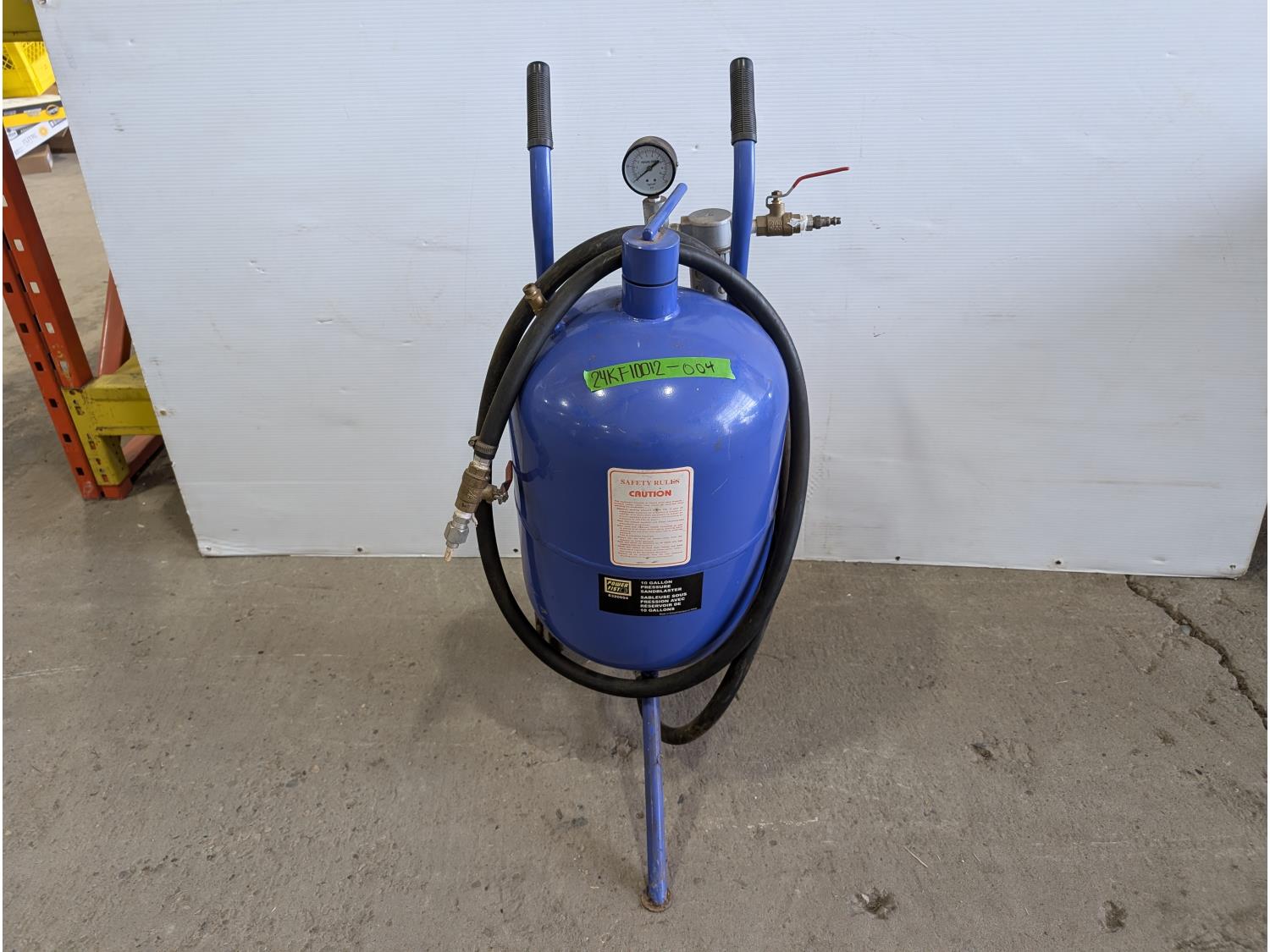 Sandblaster with Pot 8.904-470.0 4-011201 - Aqua Engineers Sandblaster with Pot 8.904-470.0 4-011201 - Aqua Engineers