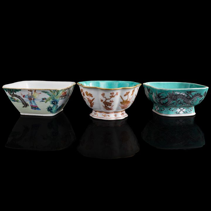 十九世紀 各式粉彩果盤三隻 Three assorted Chinese famille rose fruit bowls, 19th century