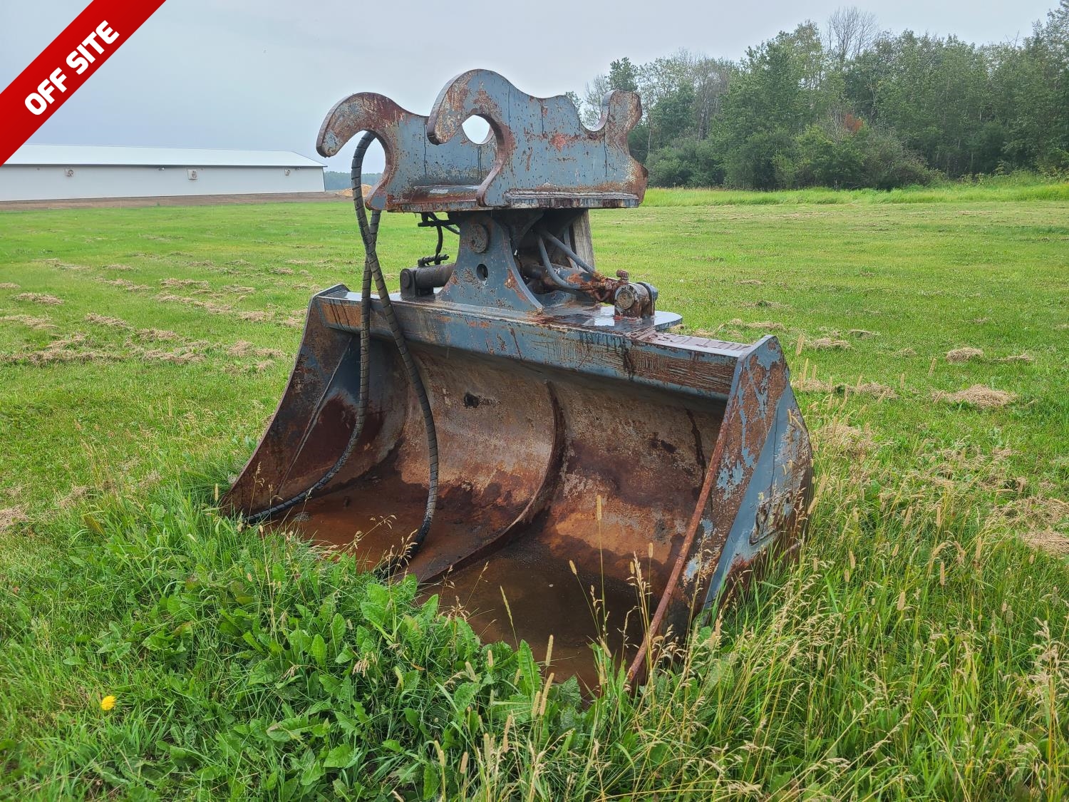 SEC 84 Inch Twist-a Wrist Hydraulic Bucket [24HD37003-002] | Team Auctions