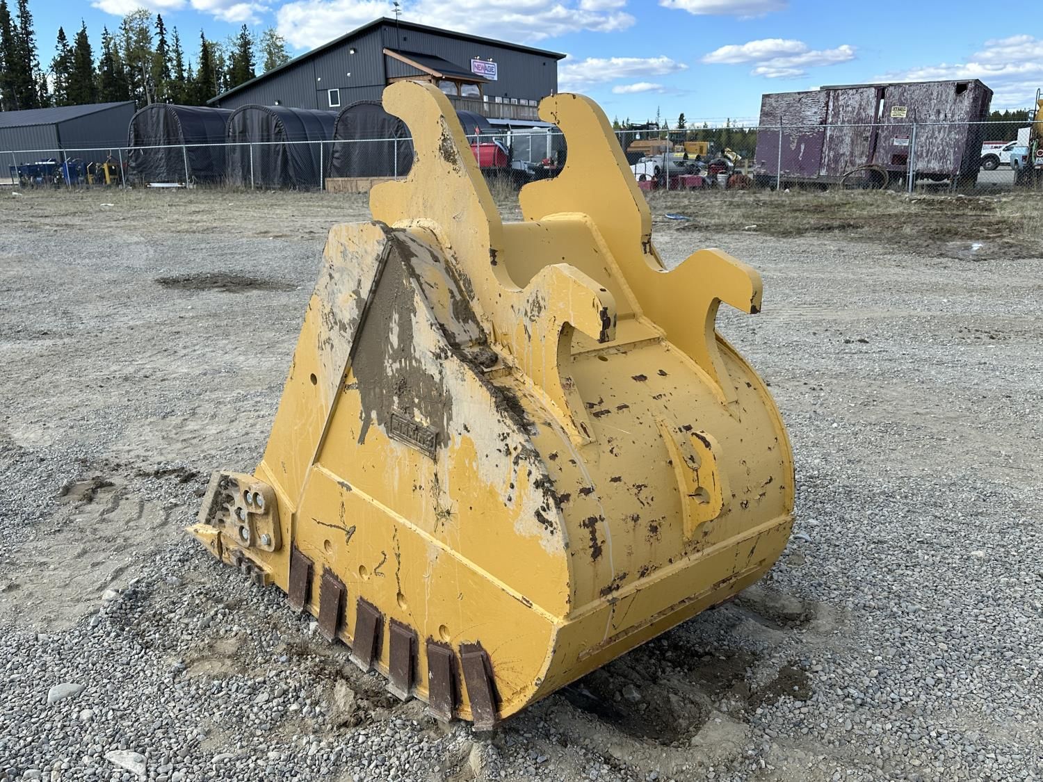 Caterpillar 44 Inch Dig Bucket [24FM03001-086] | Team Auctions