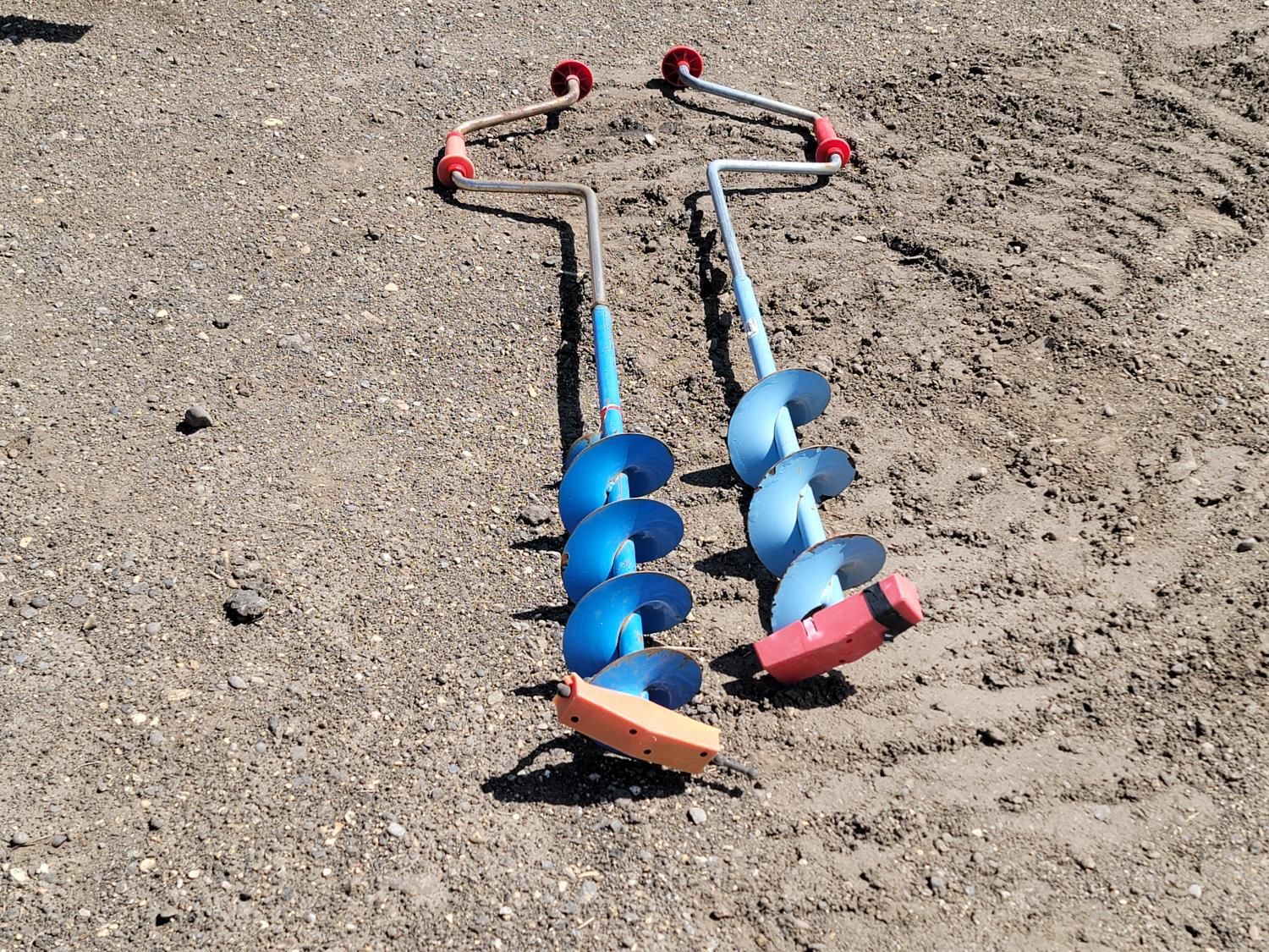 Nomark Inc. (2) 6 Inch Hand Augers [24GC10004-009] | Team Auctions