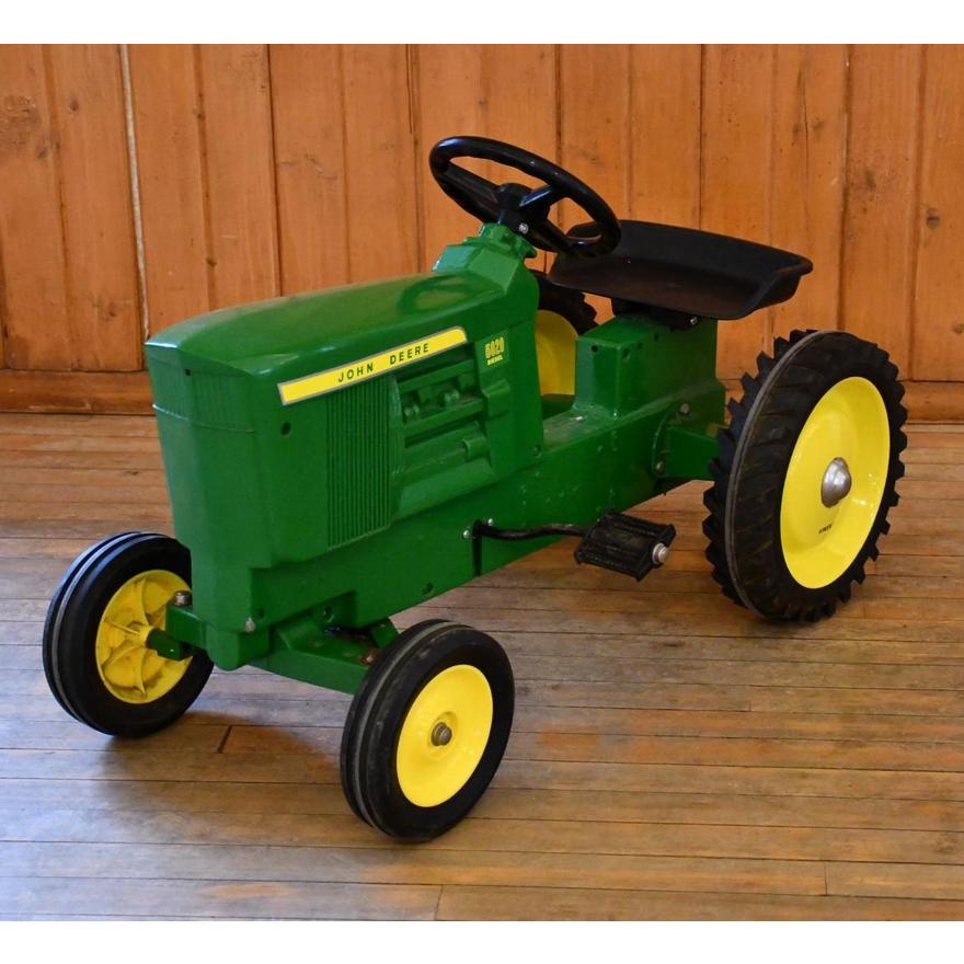 John Deere 5020 Pedal Tractor By Ertl Matthews Auctions Llc 