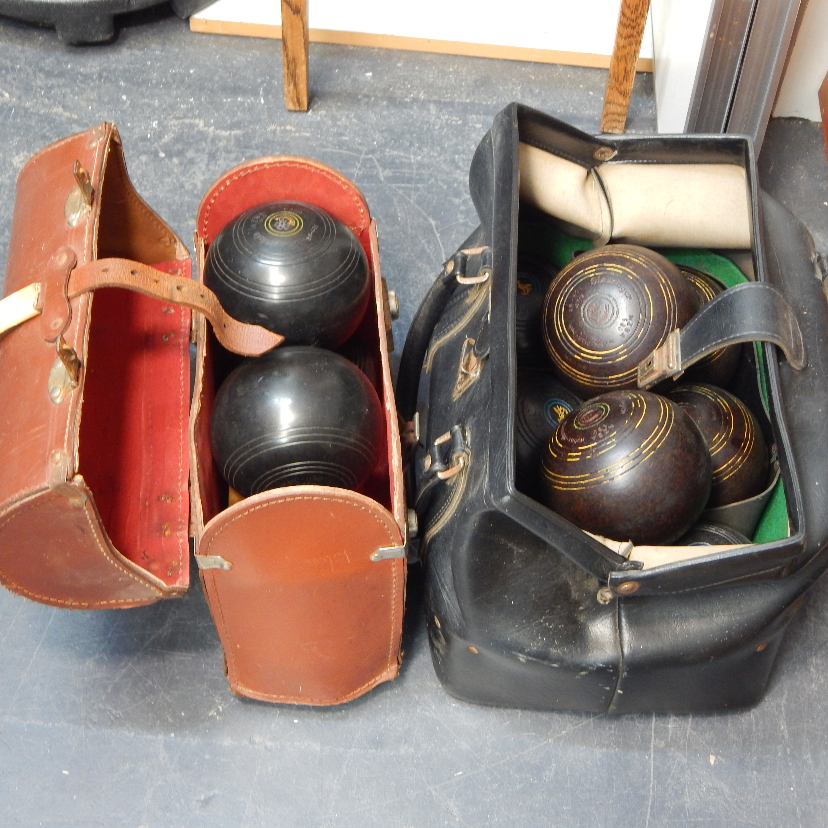 2 Vintage Bowling Bags + 12 Lawn Bowling balls — sold at auction in New Zealand for $20