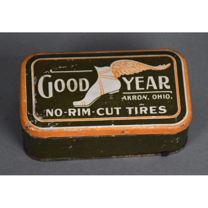 Goodyear w/Winged Foot Logo Green Metal Repair Kit