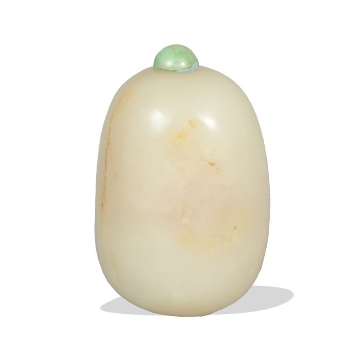 Chinese White Jade Snuff Bottle, 18th Century