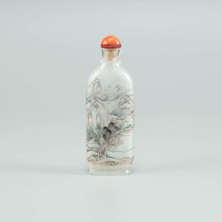 民國 內畫山水鼻煙壺 A Chinese inside-painted landscape Peking glass snuff bottle, Republic period