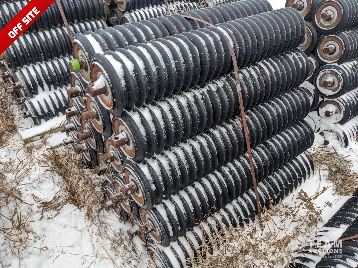 (20) 8 Inch X 38 Inch Long Rubber Ribbed Rollers [24BE34001-027] | Team ...