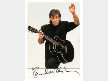 Paul McCartney Signed 1989 UK Promo Card (Tracks COA)