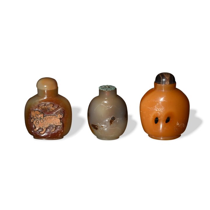 Group of 3 Agate and Glass Snuff Bottles, 19th Century