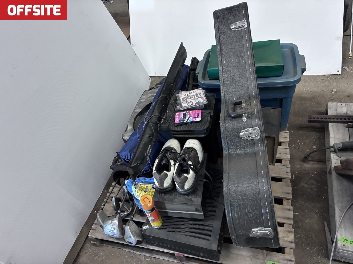 Quantity of Assorted Household Items [26JC57018-047] | Team Auctions