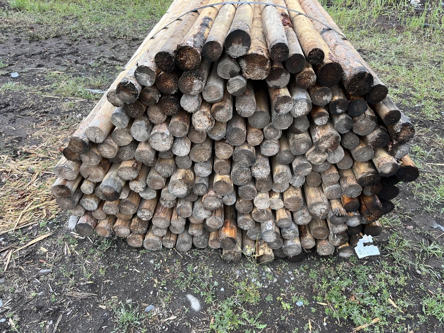 (180) 2-3 Inch X 6 Ft Fence Posts [24FN03010-008] | Team Auctions