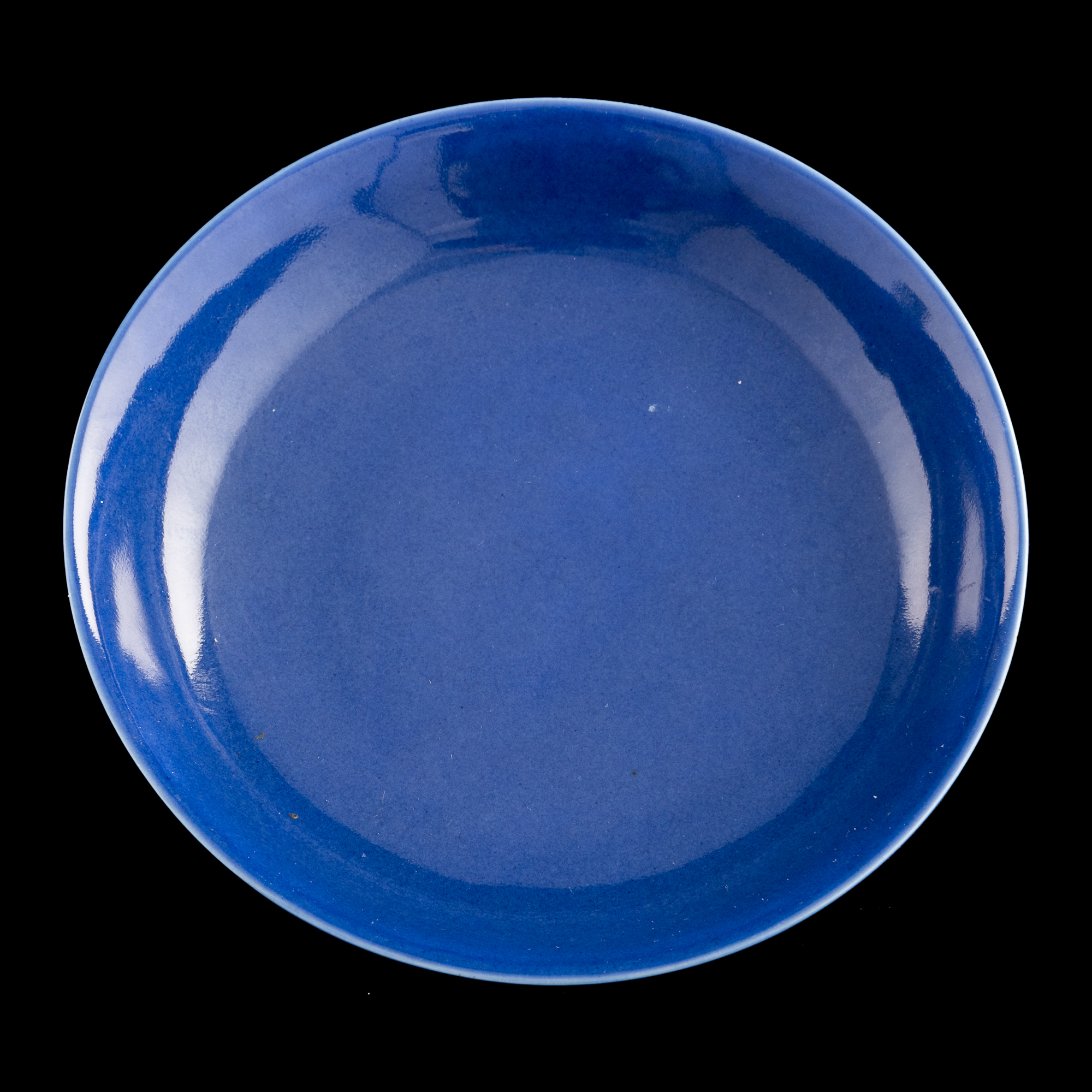 清光緒霽藍釉盤A Chinese blue-glazed plate, Guangxu period, Qing