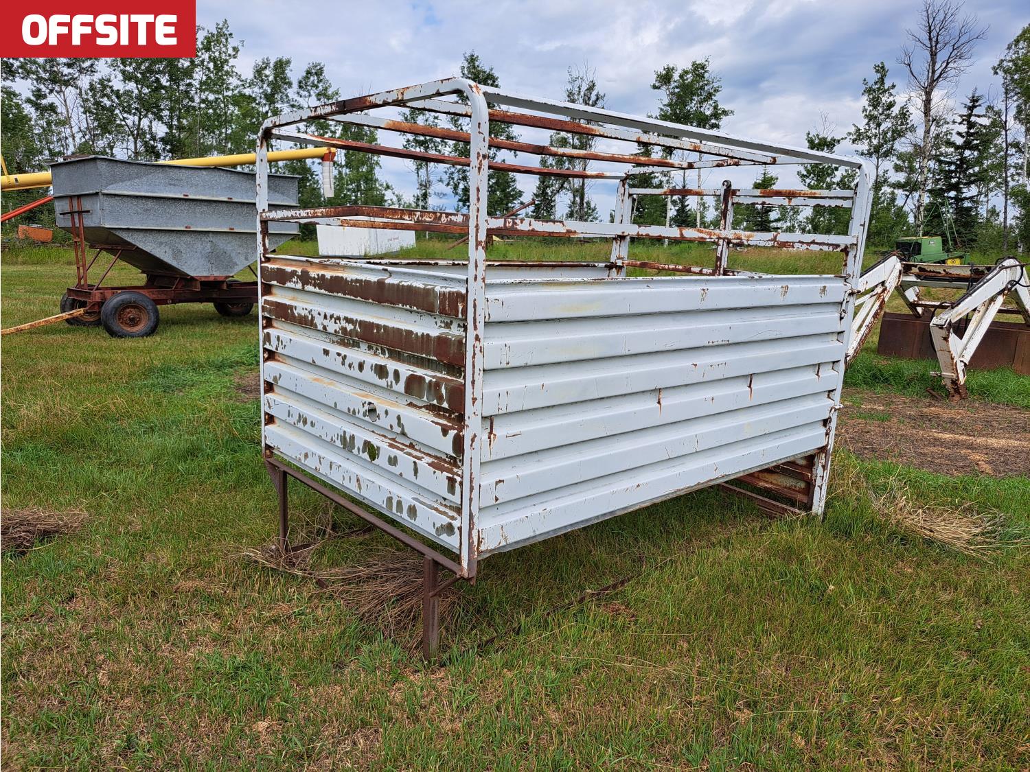 Steel 8 Ft Livestock Rack [25IE07001-024] | Team Auctions