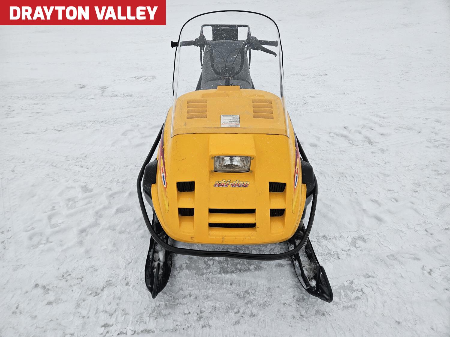 スノーモービル　2002 Skidoo TUNDRA R 中古 2002 Ski Doo 300 Tundra II R - YouTube