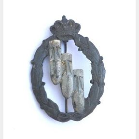WW2. Italian Air Force Bomber Qualification Badge