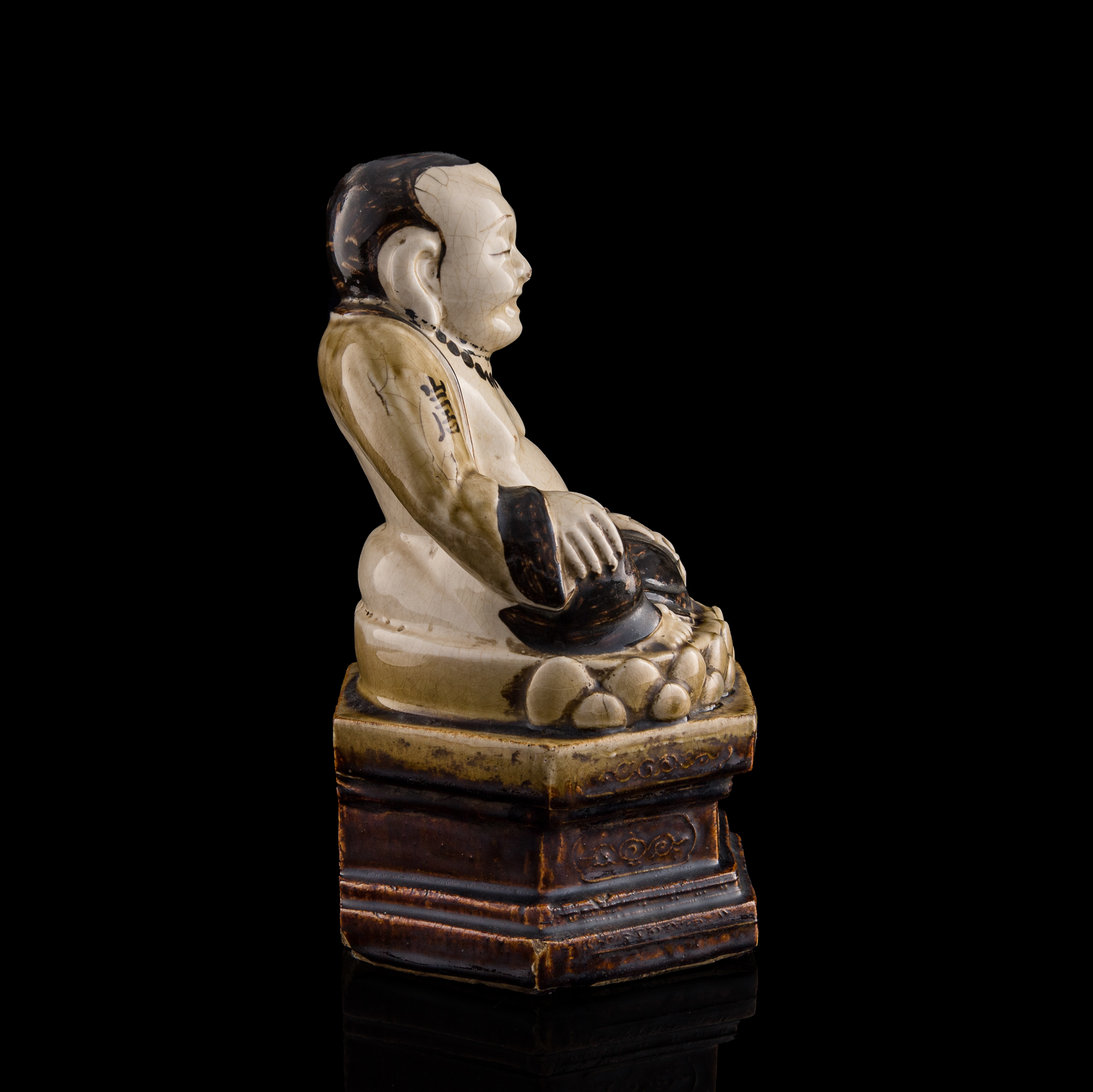 弥勒菩薩 Maitreya Bodhisattva in Half-Lotus Contemplation 弥勒菩薩半