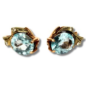 Aquamarine Earrings in 14ct Yellow Gold with small Diamonds