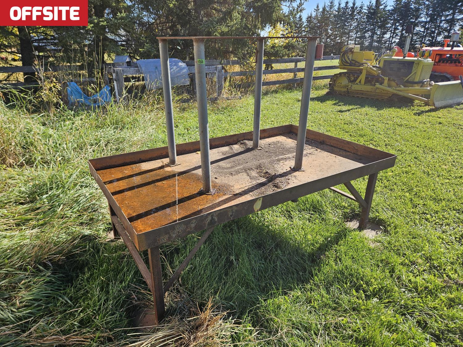 Steel Containment and Steel Work Bench [25JD05001-026] | Team Auctions