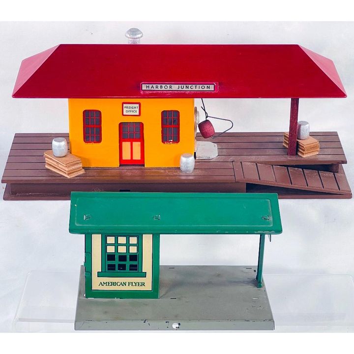 American Flyer Postwar S Gauge 274 Harbor Junction Freight Station and Metal Shed