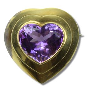 Heart-shaped Amethyst set in matching 18ct Yellow Gold Brooch