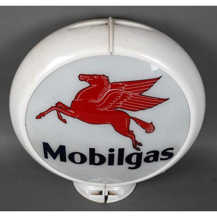 Mobilgas w/ Pegasus 13.5" Globe