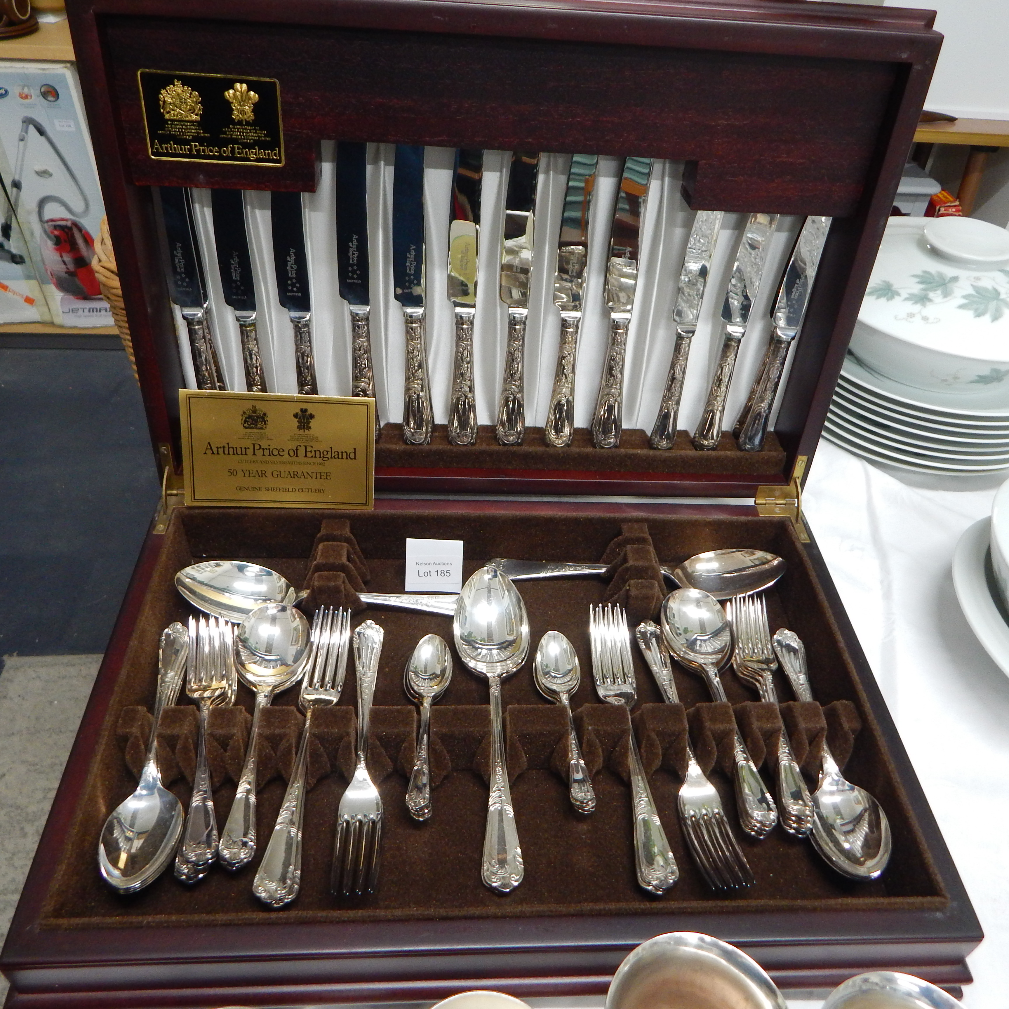 60 pc Cutlery Set by Arthur Price of England — NZ auction result