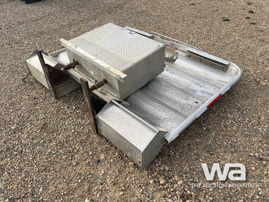 TRUCK HEADACHE RACK & WET KIT TANK Weaver Auctions