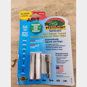 Gator Grip - 3/8in Universal Socket with Power Drill Adapter