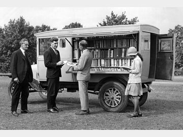 CHRISTCHURCH: TRAVELING LIBRARY (SEE MORE)