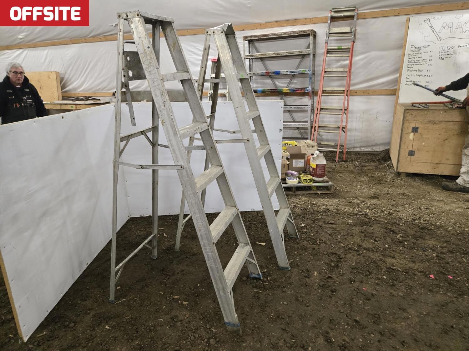 (2) 5 Step Aluminum Step Ladders [25LC05010-133] | Team Auctions