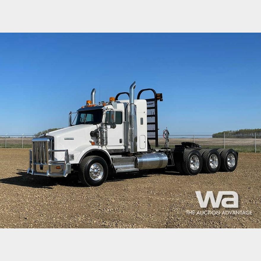 2016 Kenworth T800 Tri Drive Sleeper Truck Tractor Weaver Auctions