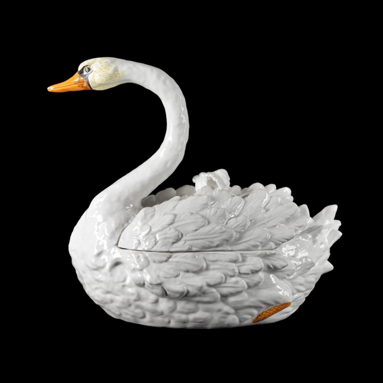 LARGE ITALIAN BASSANO CERAMIC SWAN TUREEN, 1960S | Ahlers And Ogletree