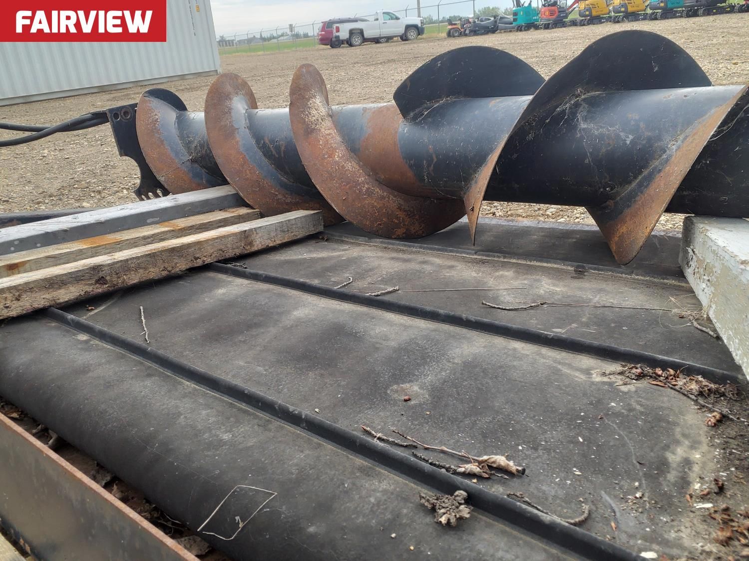 John Deere 9600 Combine Header Adapter [25IE06007-001] | Team Auctions