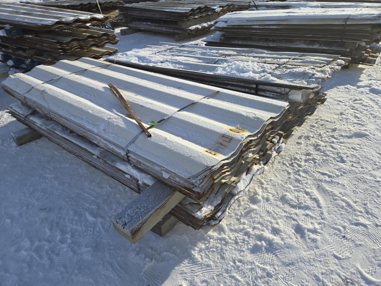 (100±) Corrugated Shipping Container Metal Cut Outs [25BJ41001-180 ...
