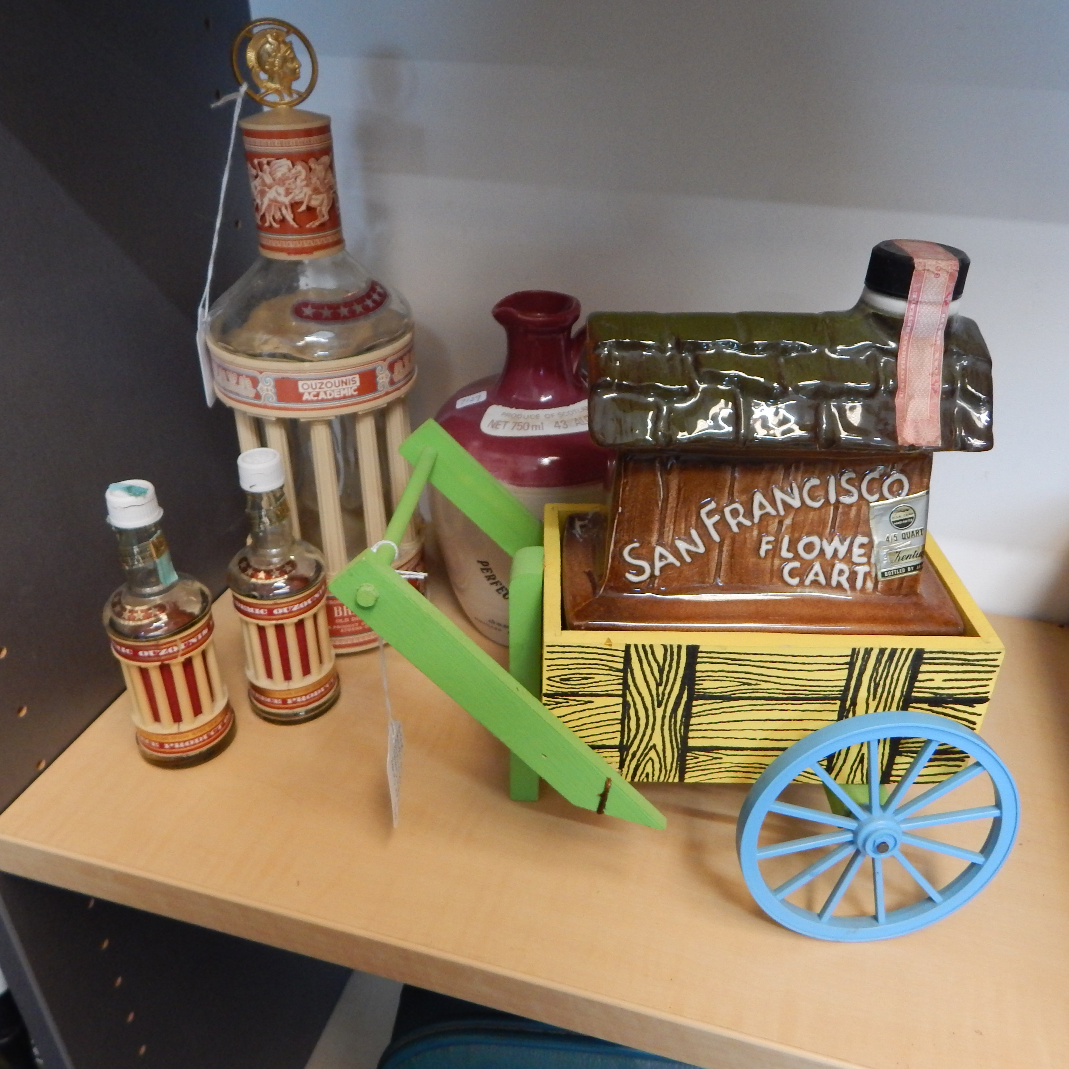 Sealed Vintage Jim Beam Decanter - Flower Cart etc — sold at auction in New Zealand for $15