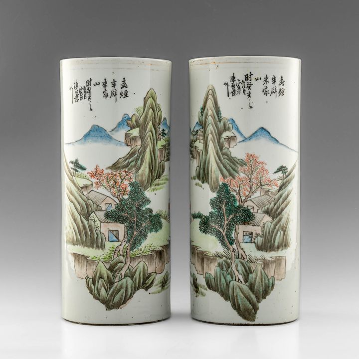 民國 粉彩山水帽筒一對 A pair of Chinese famille rose hat stands, Republic period